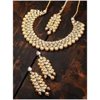 Pure Pearl Necklace
